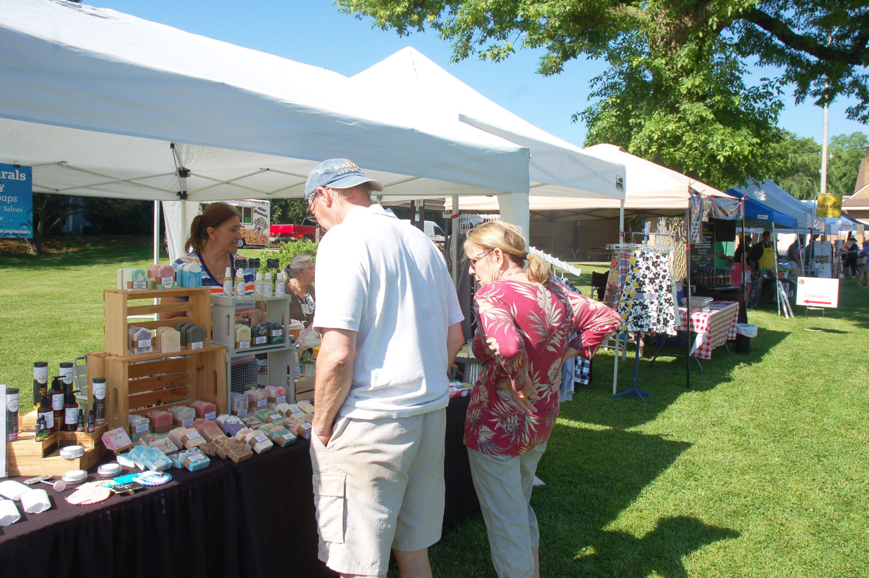 Williams Bay market - 5